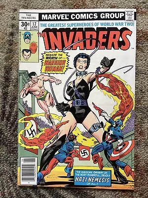 Buy Invaders #17 Hitler Appearance! Marvel 1977 | Newsstand🔥🔥🔥 • 7.99£