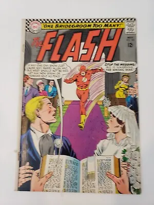 Buy DC Comics - The Flash, Vol  1, #165 - 1966 - Barry Allen Iris West Wedding!! • 7.99£