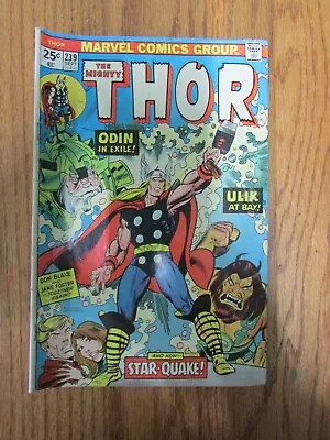 Buy Comic Book - Marvel Comics - The Might Thor No 239 Sept 1975 • 8.07£