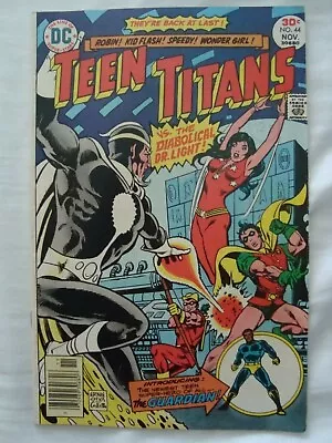 Buy TEEN TITANS. #44 (1ST SERIES) 1976. Doctor Light And The Guardian Feature..... • 7£