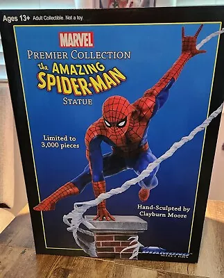 Buy Spider-man Statue - Diamond Select - Moore - Marvel Premiere Collection 53/3000 • 90.56£