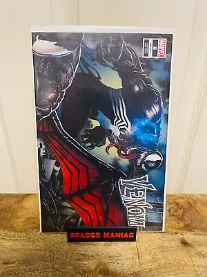 Buy Venom #8 Mico Suayan Connecting Variant • 15.95£