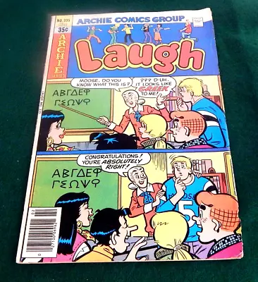 Buy LOT 5 Archie's Comic Books,  Laugh, Archie, Betty,  Life With, Mixed Cond 70s • 11.85£