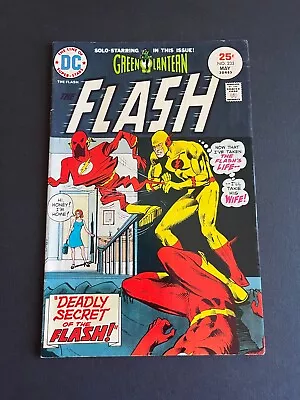Buy Flash #233 - Return Of The 25-cent Cover Price (DC, 1975) F/VF • 8.69£