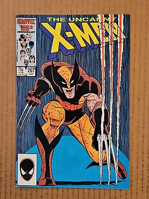 Buy Uncanny X-Men #207 Classic Wolverine Cover Marvel 1986 NM • 19.82£
