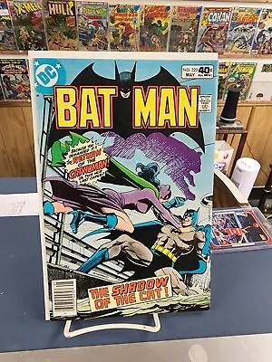Buy Batman #323. Beautiful Raw Copy • 78.85£