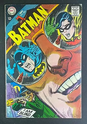 Buy Batman (1940) #205 FN/VF (7.0) Irv Novick Cover/Art • 35.57£