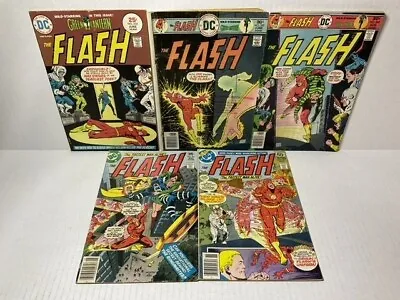 Buy The Flash Comic Books (Lot Of 5: Issue 234, 242, 243, 261 & 267) Bronze Age • 23.72£