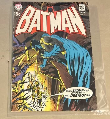 Buy Batman #221, May 1970, Neal Adams Cover DC Comics (Bronze Age) • 19.99£