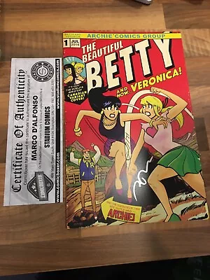 Buy Betty & Veronica #1 #V3 Hulk 181 Homage Variant SIGNED By  Marco D'Alfonso !! • 60£