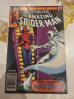 Buy  Amazing Spider-Man 220 Key Issue Moon Knight Newsstand  • 7.99£