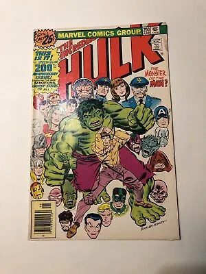 Buy Incredible Hulk #200 Key Anniversary Issue Classic Cover 1976 • 18.09£