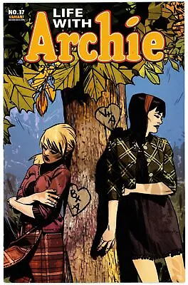 Buy Life With Archie (2010) #37B NM 9.4 • 3.19£