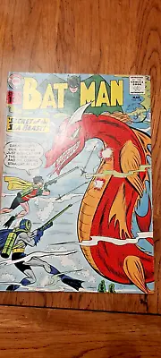 Buy BATMAN Comic - No 138 - Date 03/1961  VF Minus.  RARE! • 125£