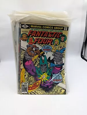 Buy Fantastic Four #208 - 1979 Marvel Comics • 22.47£