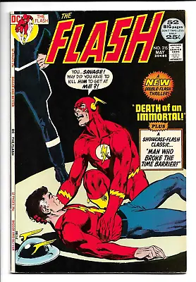 Buy The Flash 215, DC 1972, 1st Tempus, KEY! 52 Pages, Neal Adams, 9.0 VF/NM • 40.17£