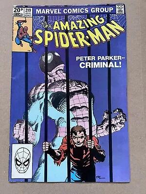 Buy The Amazing Spider-man #219 • 5.95£