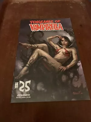 Buy DYNAMITE COMICS - VENGEANCE OF VAMPIRELLA #25 - Cover A • 2£