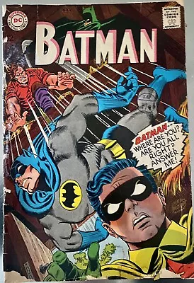 Buy Batman #196 • 5£