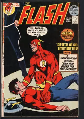 Buy Flash #215 5.5 // Crossover Story With Golden & Silver Age Flash Dc Comics 1972 • 34.55£