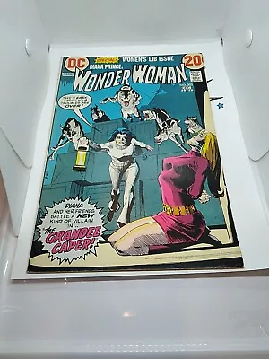 Buy Diana Prince Wonder Woman Women's Lib Issue No. 203 • 142.31£