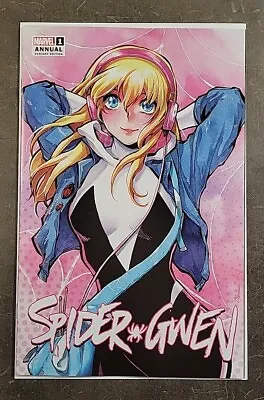 Buy Spider-Gwen ANNUAL (2023) #1 - SAOWEE - The Corner Comic Exclusive - LE 800 • 40.21£