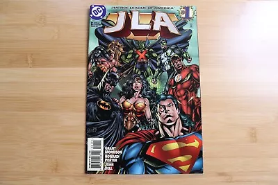 Buy JLA #1, 1st Print DC Comics VF/NM - 1997 • 7.90£