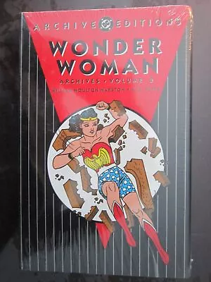 Buy Wonder Woman Archives 2 • 41.48£