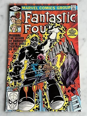 Buy Fantastic Four #229 VF/NM 9.0 - Buy 3 For Free Shipping! (Marvel, 1981) AF • 5.91£