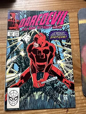 Buy Marvel Comics - DAREDEVIL #272 - November 1989 - VERY FINE • 3£
