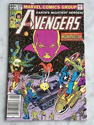 Buy Avengers #219 VF/NM 9.0 - Buy 3 For FREE Shipping! (Marvel, 1982) • 4.55£