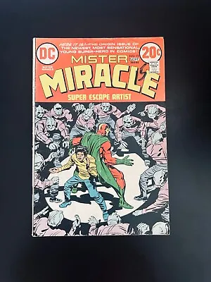 Buy Mister Miracle #15 • 2.41£