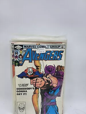 Buy Avengers #223 VF Classic Ant-Man Hawkeye Cover 1982 • 22.93£
