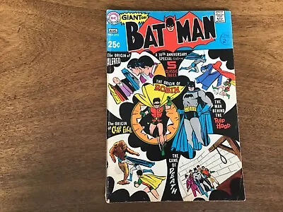 Buy DC Comics Batman Giant  Issue 213 August 1969 Comic • 25.17£