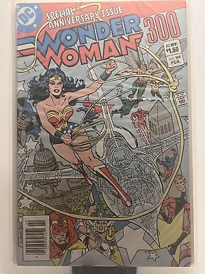 Buy Wonder Woman 300 Special Anniversary  • 7.90£