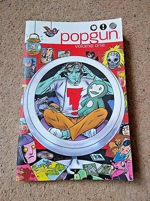 Buy POPGUN Vol. 1 / 2007 1st PRINT / Hickman / Larsen / Latour / Mafood / Linsner • 6£