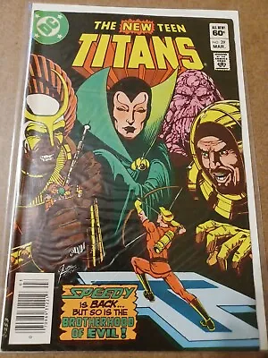 Buy New Teen Titans #29 Comic Book - Speedy Cover - Newsstand Edition - Pic! • 8.09£