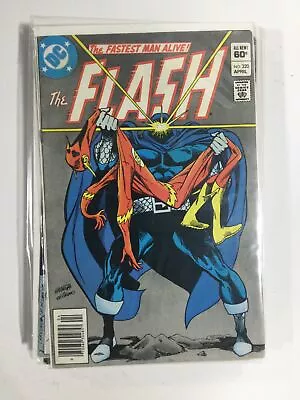 Buy The Flash #320 (1983) VF3B129 VERY FINE 8.0 • 2.37£